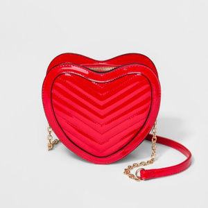 NWT WILD FABLE HEART PURSE TARGET